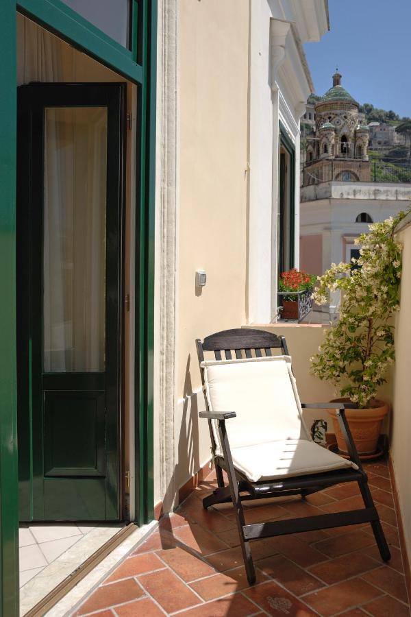 Amalfi Old Square Room & Apartments Ngoại thất bức ảnh