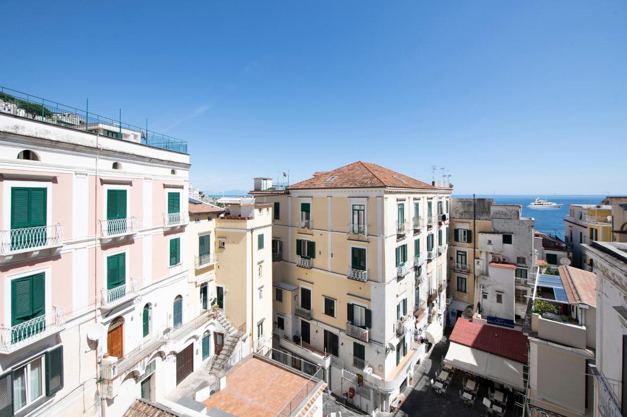 Amalfi Old Square Room & Apartments Ngoại thất bức ảnh