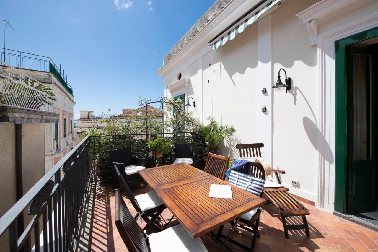 Amalfi Old Square Room & Apartments Ngoại thất bức ảnh