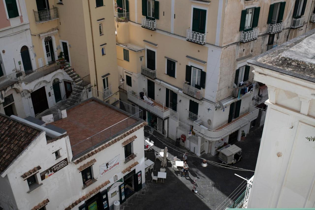 Amalfi Old Square Room & Apartments Ngoại thất bức ảnh