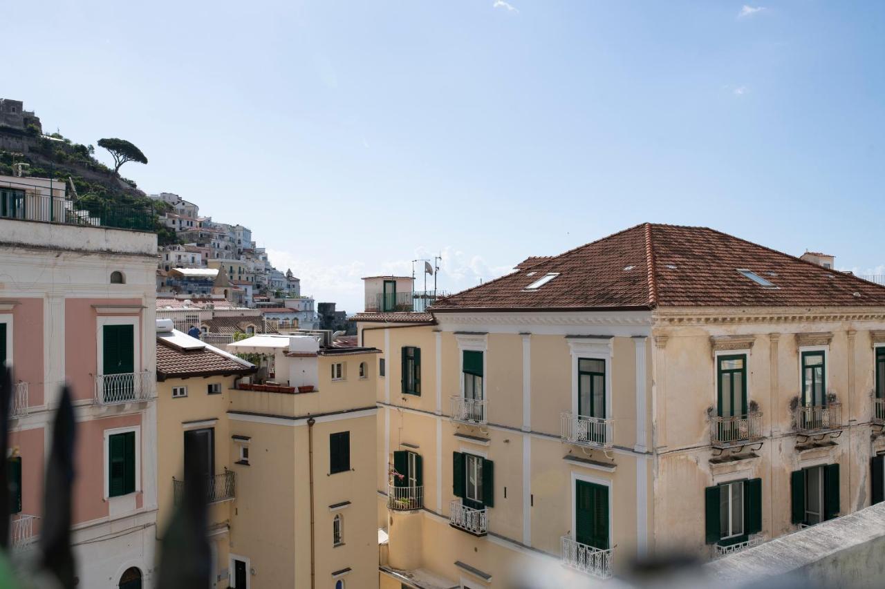 Amalfi Old Square Room & Apartments Ngoại thất bức ảnh